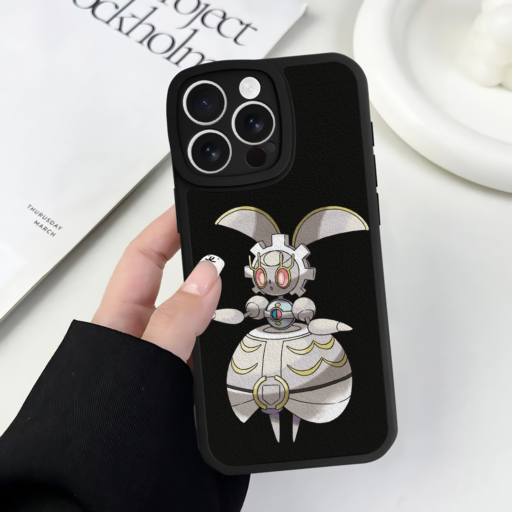（画像用） ポケットモンスター Pokémon 【iPhone 16シリーズ対応】シリコンスマホケース（レザー調） 材質：シリコン